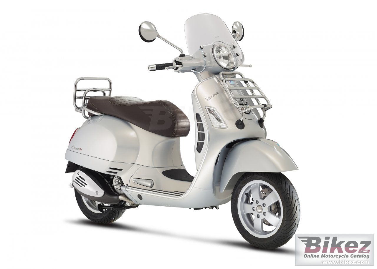 Vespa GTS 300ie Touring poster